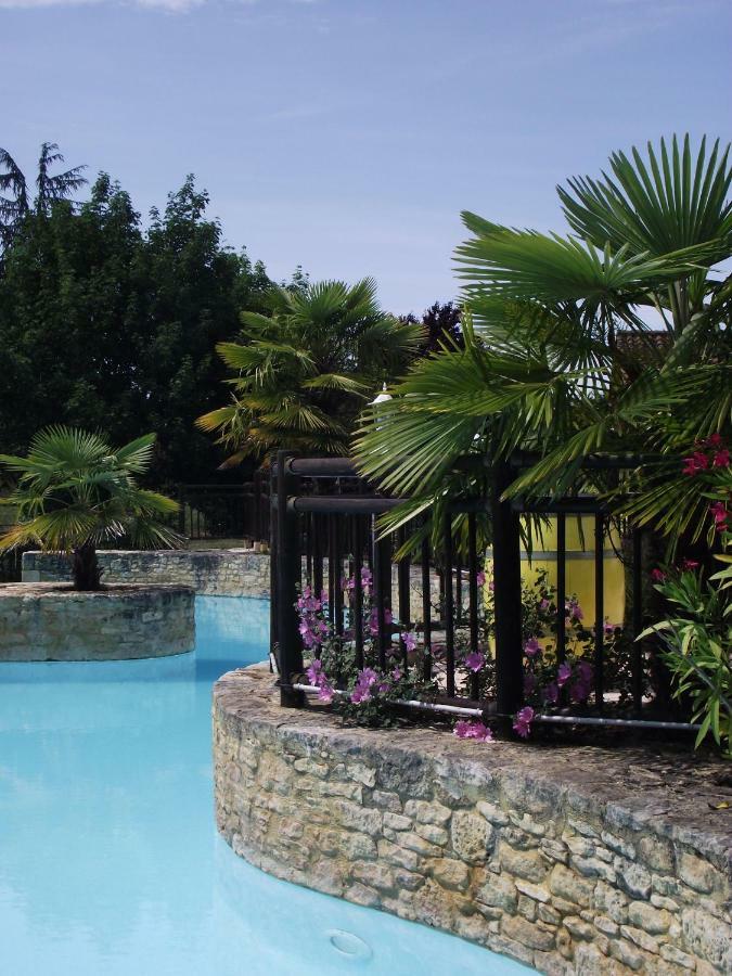 Domaine De Guillalmes Fumel Exterior foto